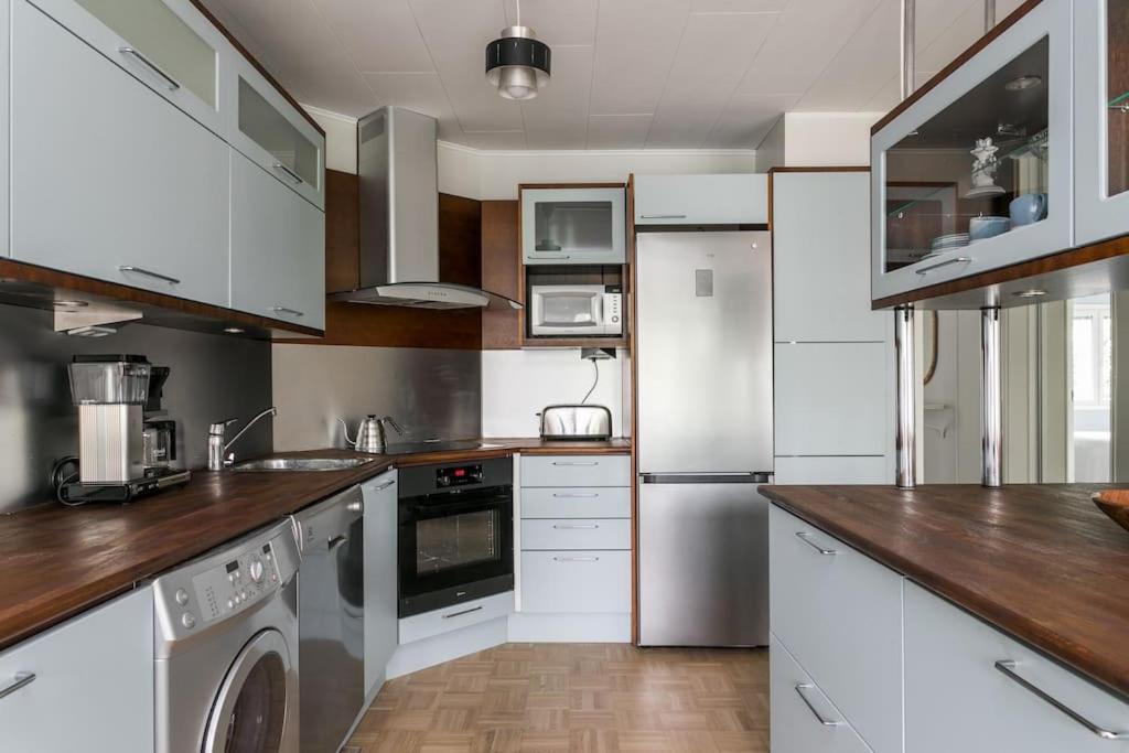 Apartamento Upea Remontoitu Huoneisto Naantalin Sydaemessae Exterior foto