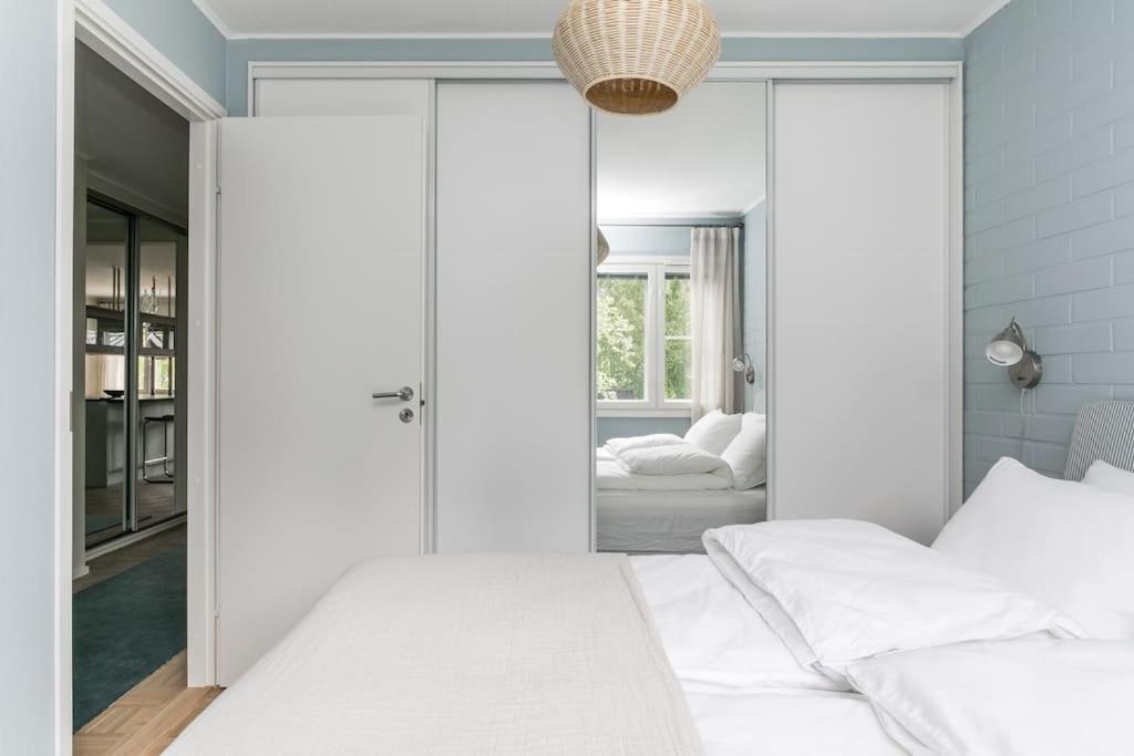 Apartamento Upea Remontoitu Huoneisto Naantalin Sydaemessae Exterior foto